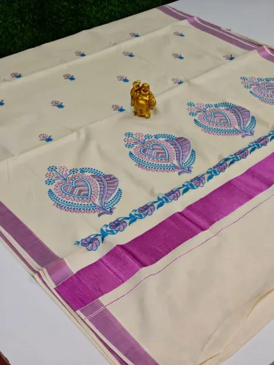 Minimal Floral Printed Saree – Off White & Peach